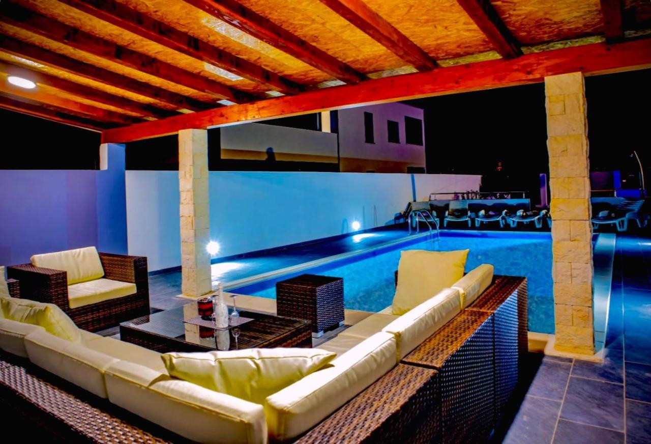 Villa Ana Kaštel Sućurac 外观 照片