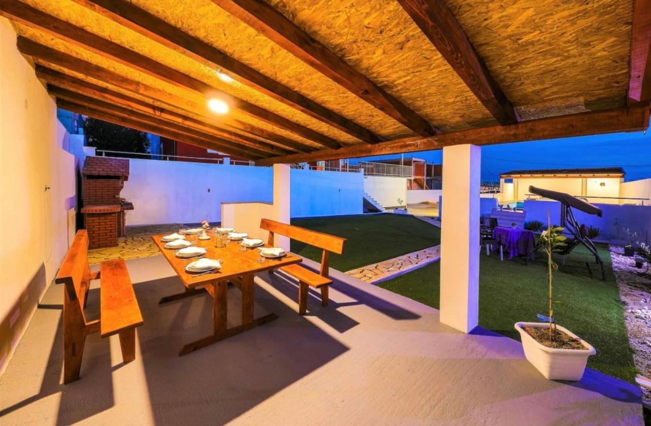 Villa Ana Kaštel Sućurac 外观 照片