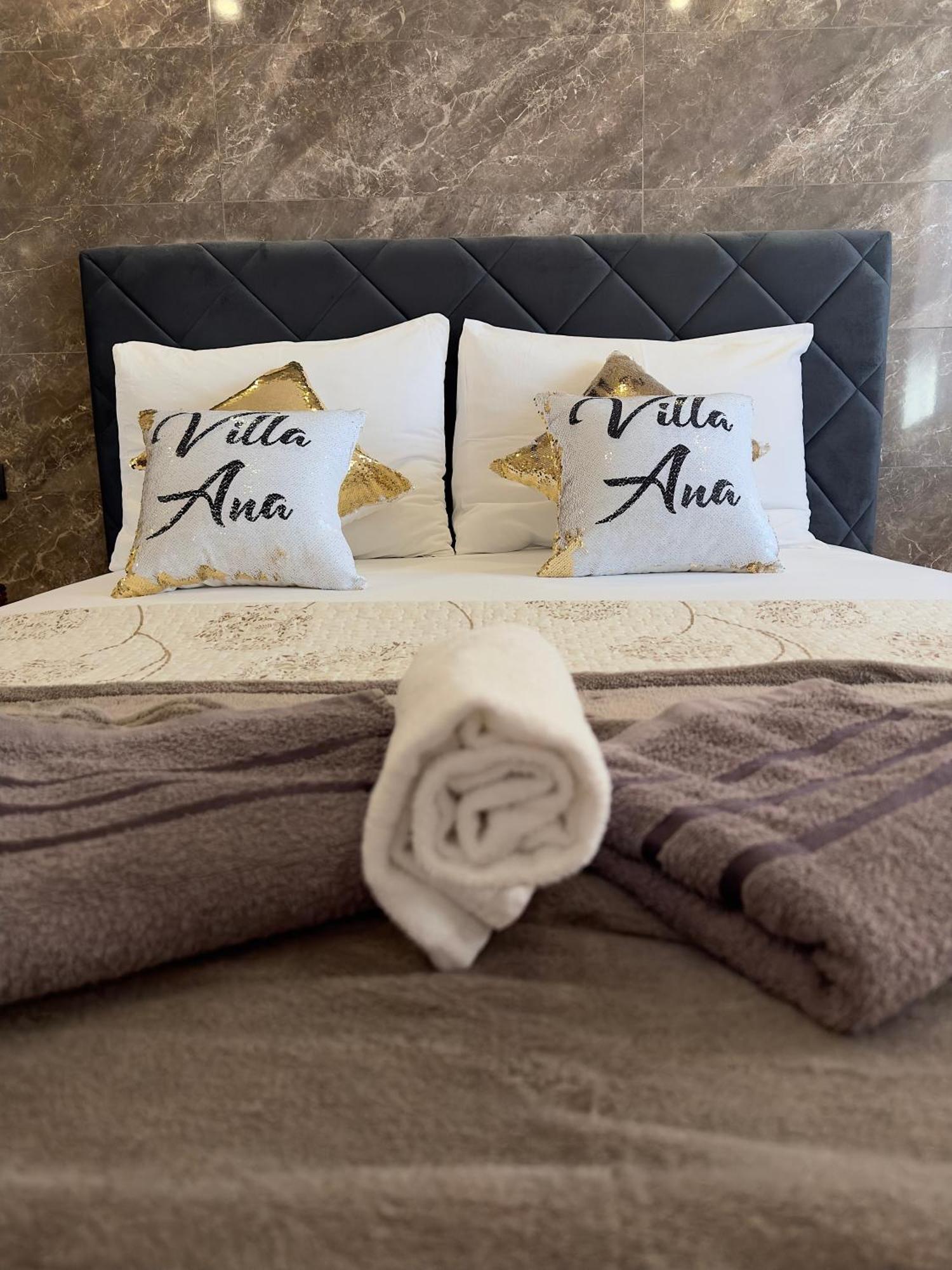 Villa Ana Kaštel Sućurac 外观 照片