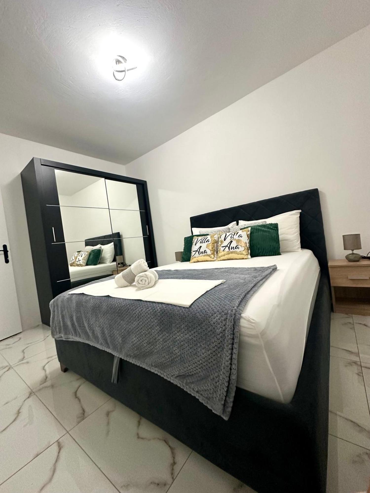 Villa Ana Kaštel Sućurac 外观 照片